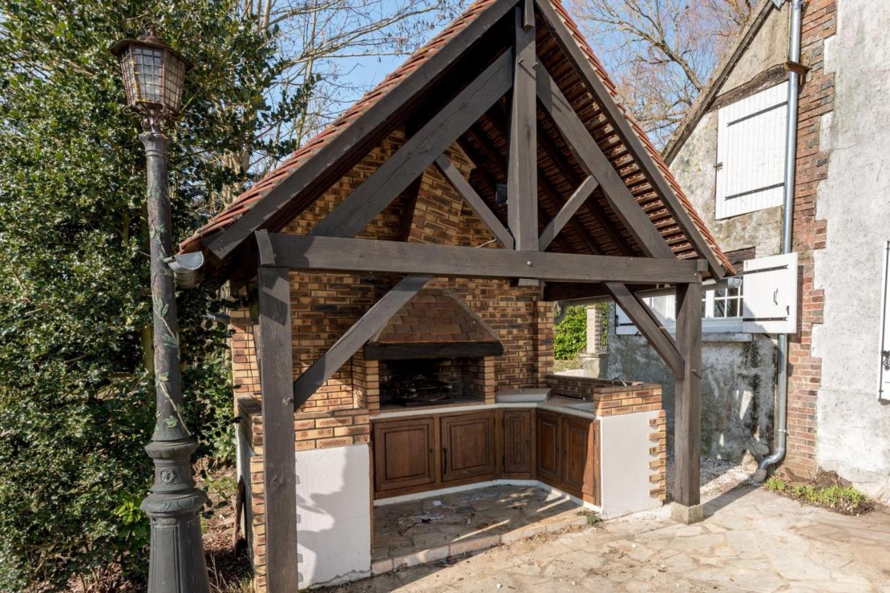 Crazy Villa Etisseaux 45 - Heated Pool - Volley Court - 1H30 Paris - 45P Saint-Maurice-sur-Aveyron Exterior photo