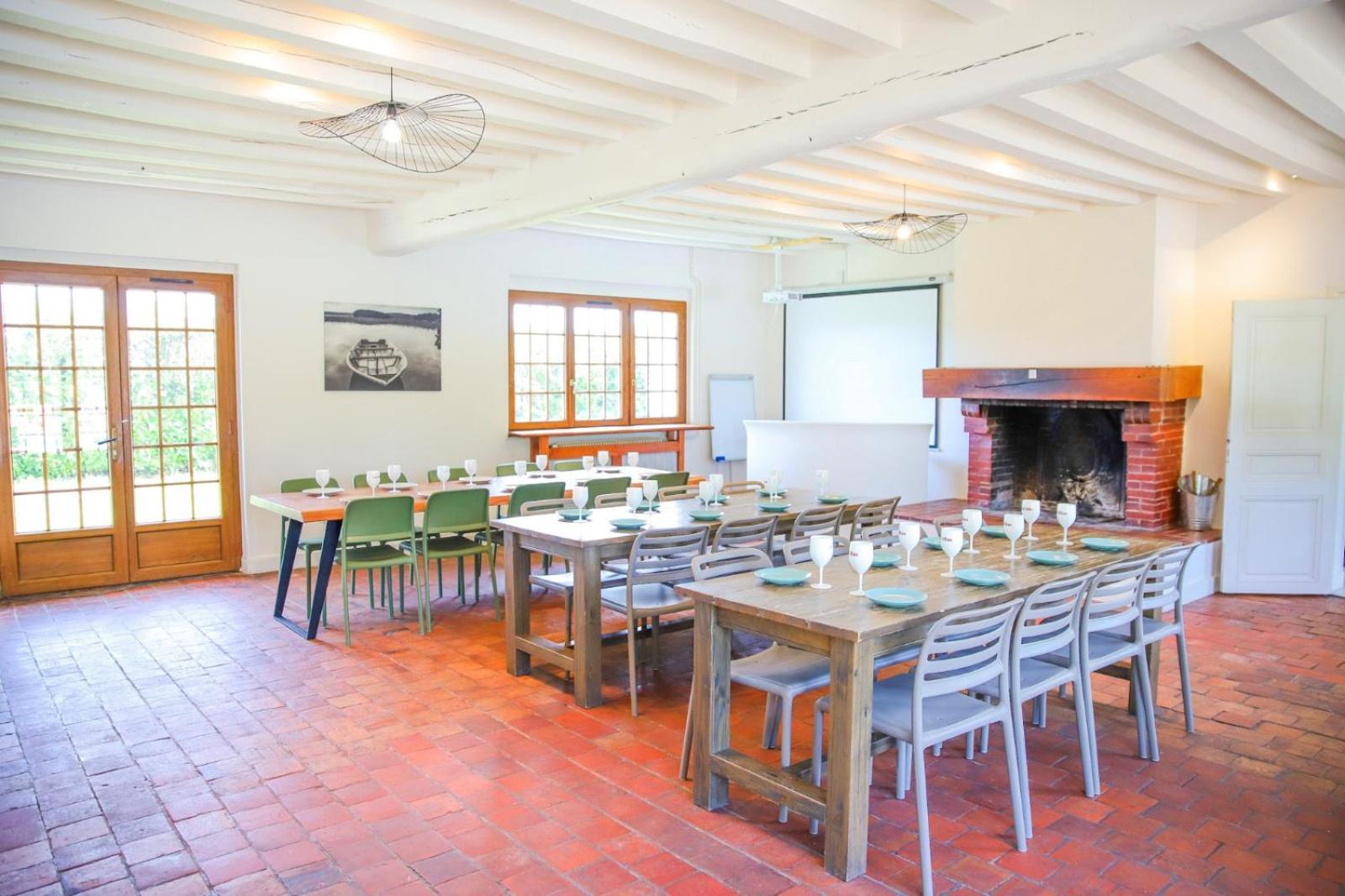Crazy Villa Etisseaux 45 - Heated Pool - Volley Court - 1H30 Paris - 45P Saint-Maurice-sur-Aveyron Exterior photo